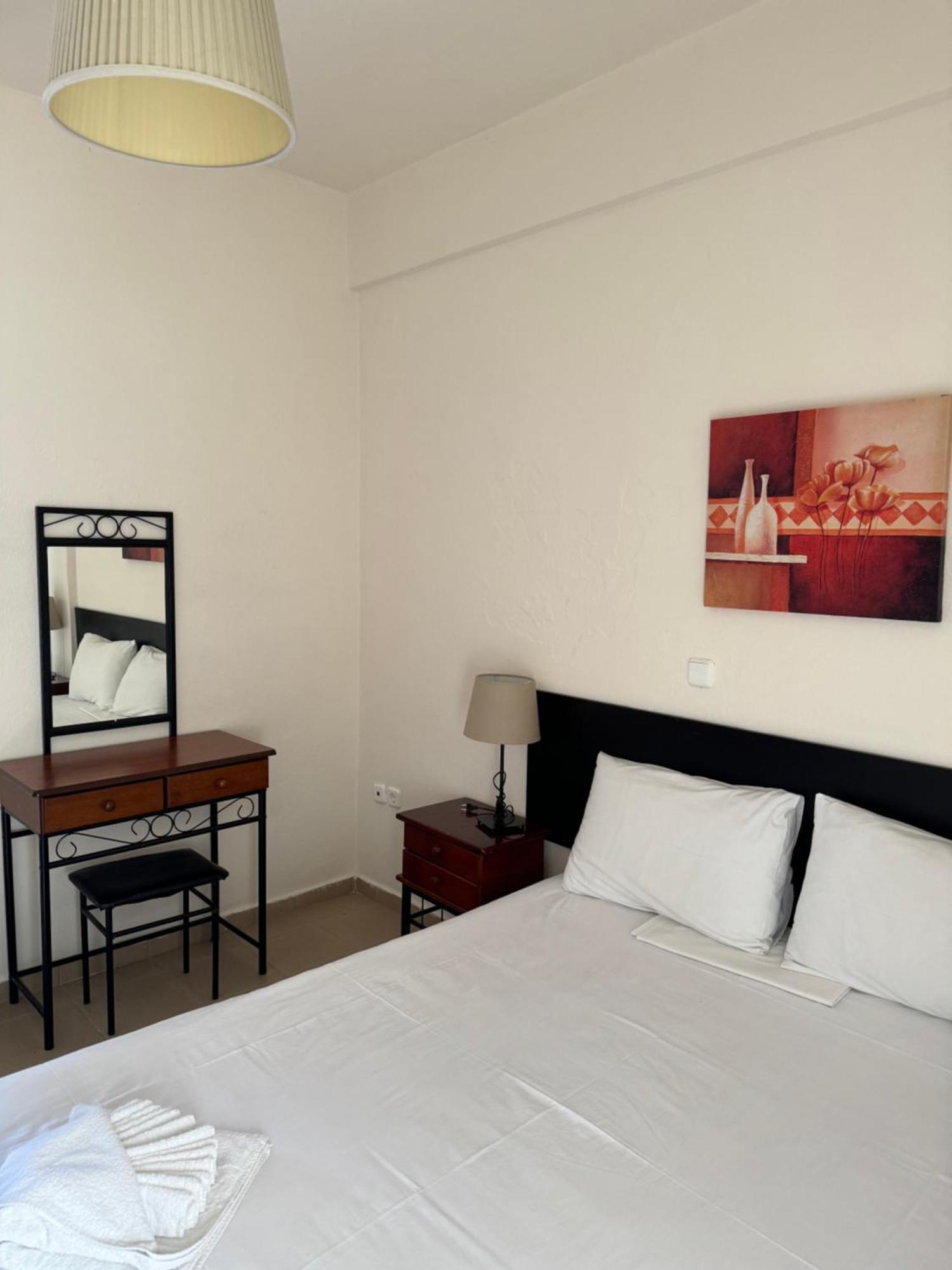 Dafnes Rooms Fourka Exterior foto