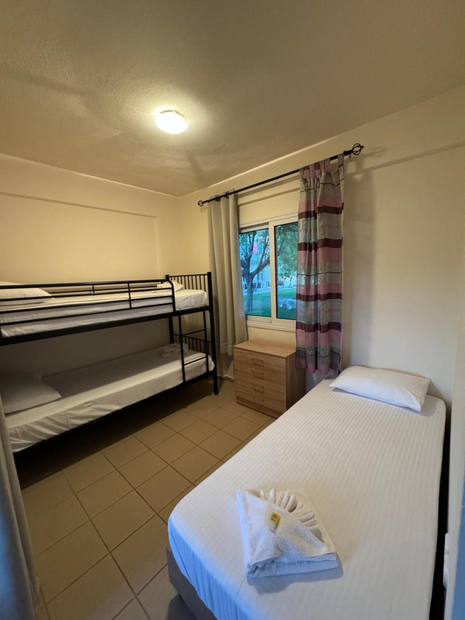 Dafnes Rooms Fourka Exterior foto