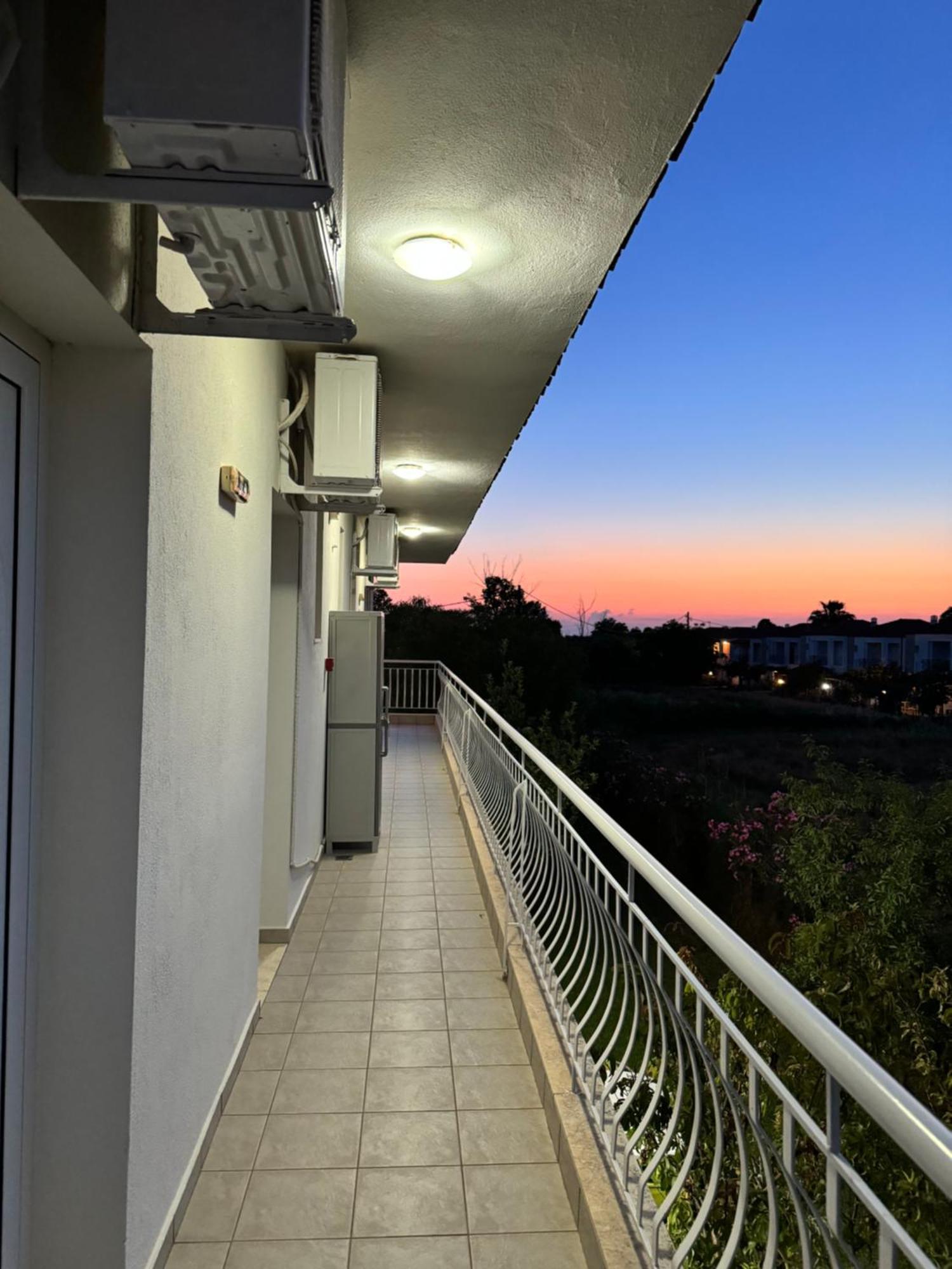 Dafnes Rooms Fourka Exterior foto