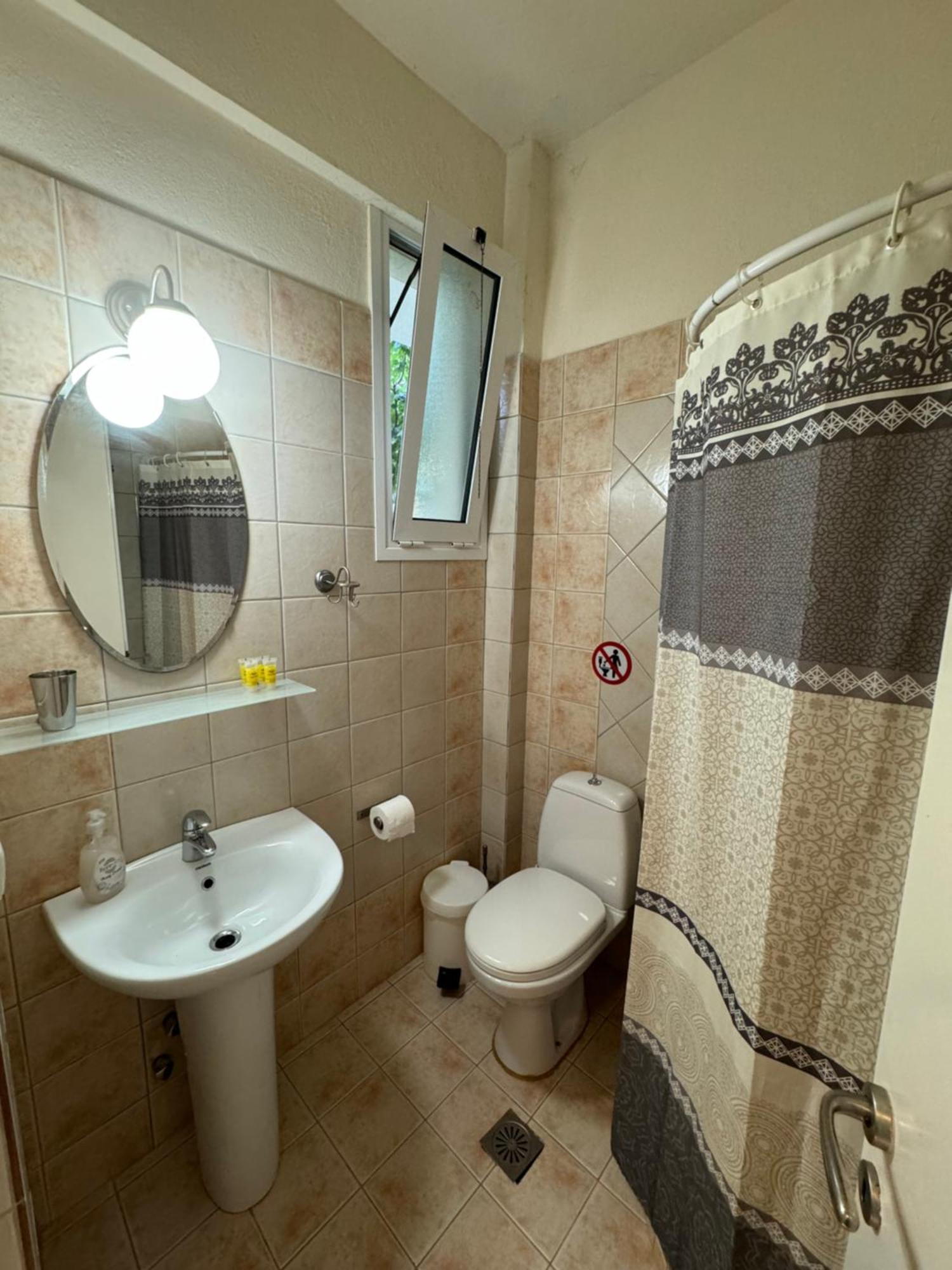 Dafnes Rooms Fourka Exterior foto