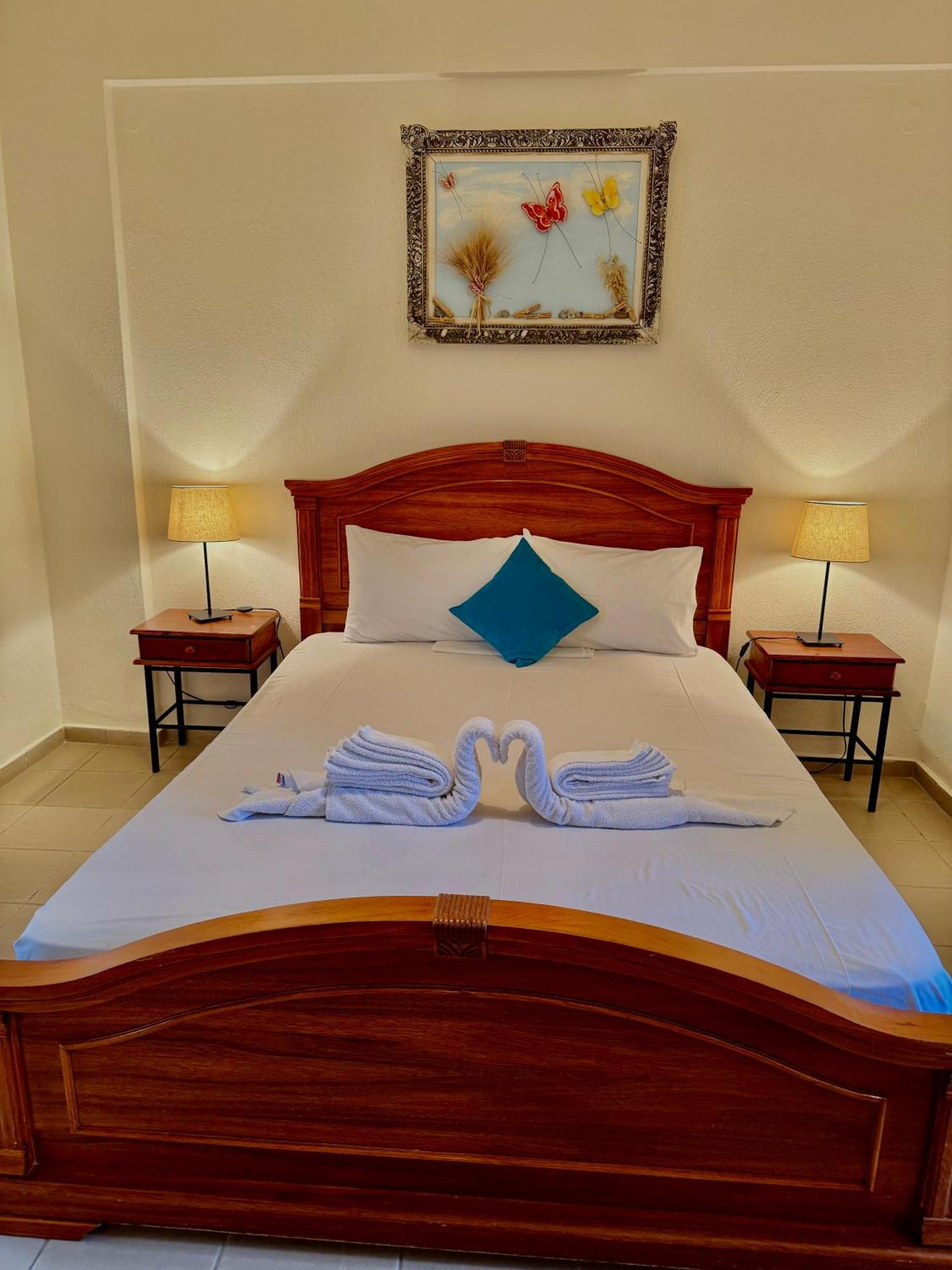 Dafnes Rooms Fourka Exterior foto
