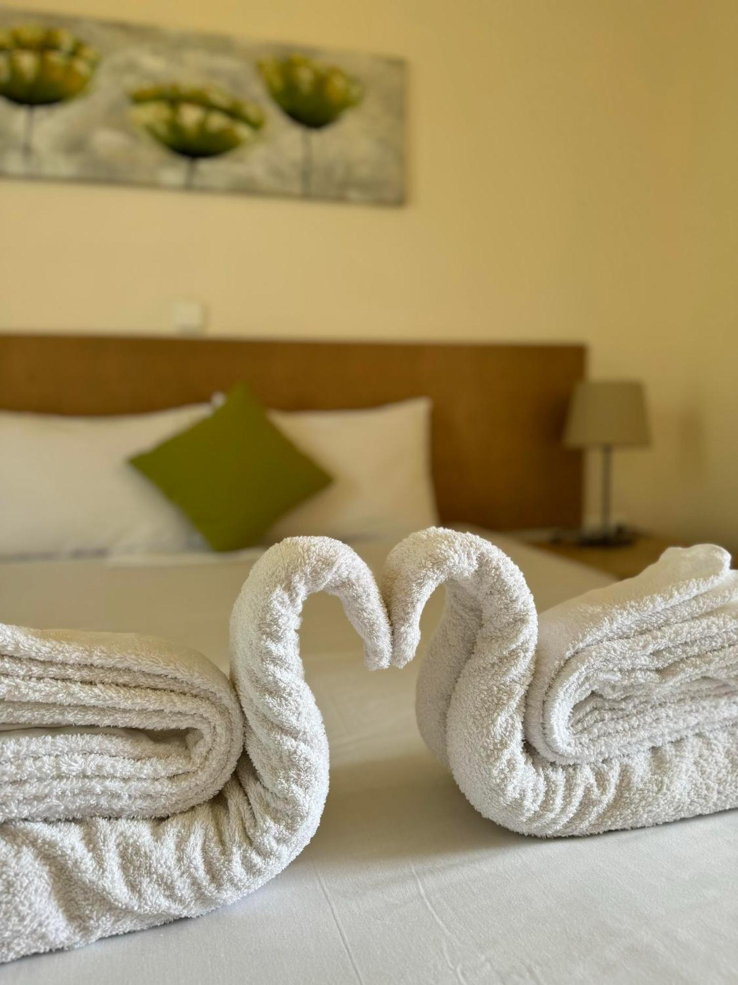 Dafnes Rooms Fourka Exterior foto